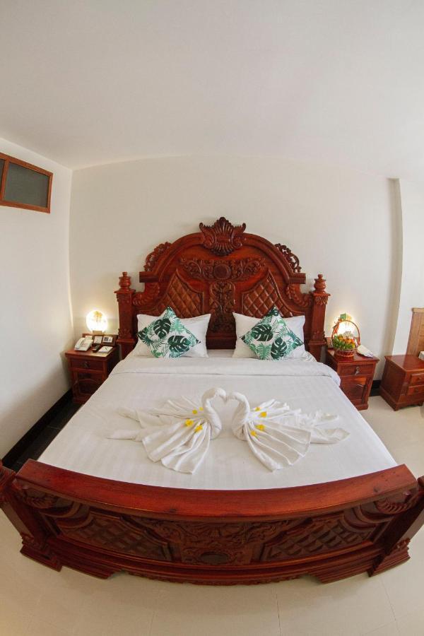 Kampong Thom Palace Hotel Екстер'єр фото