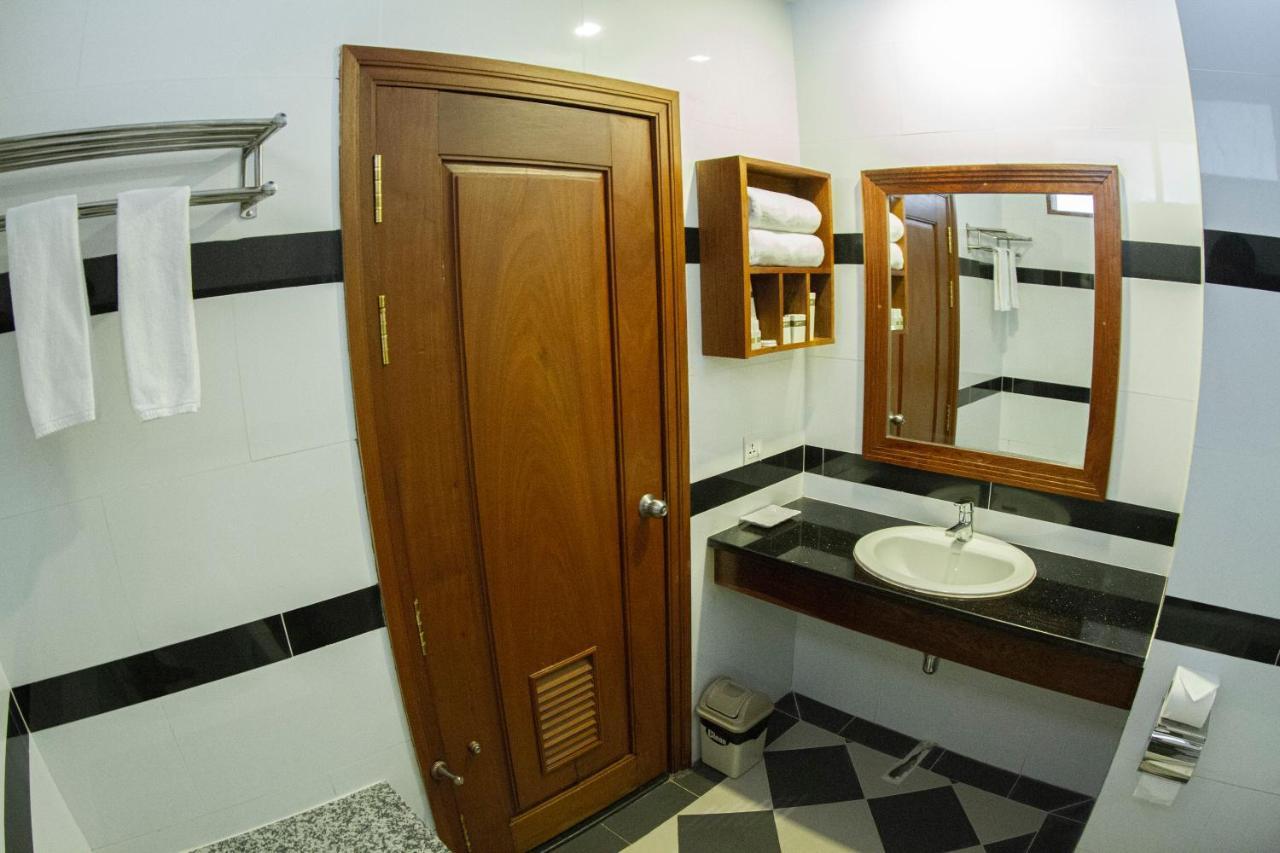 Kampong Thom Palace Hotel Екстер'єр фото