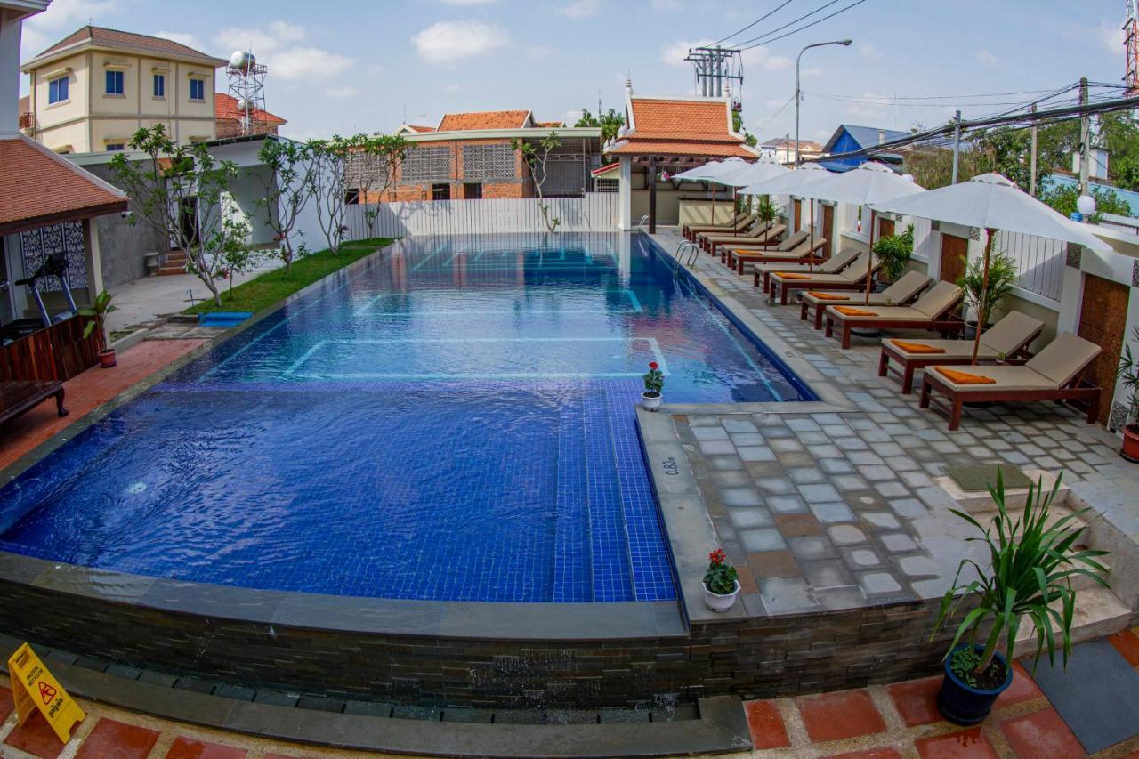 Kampong Thom Palace Hotel Екстер'єр фото