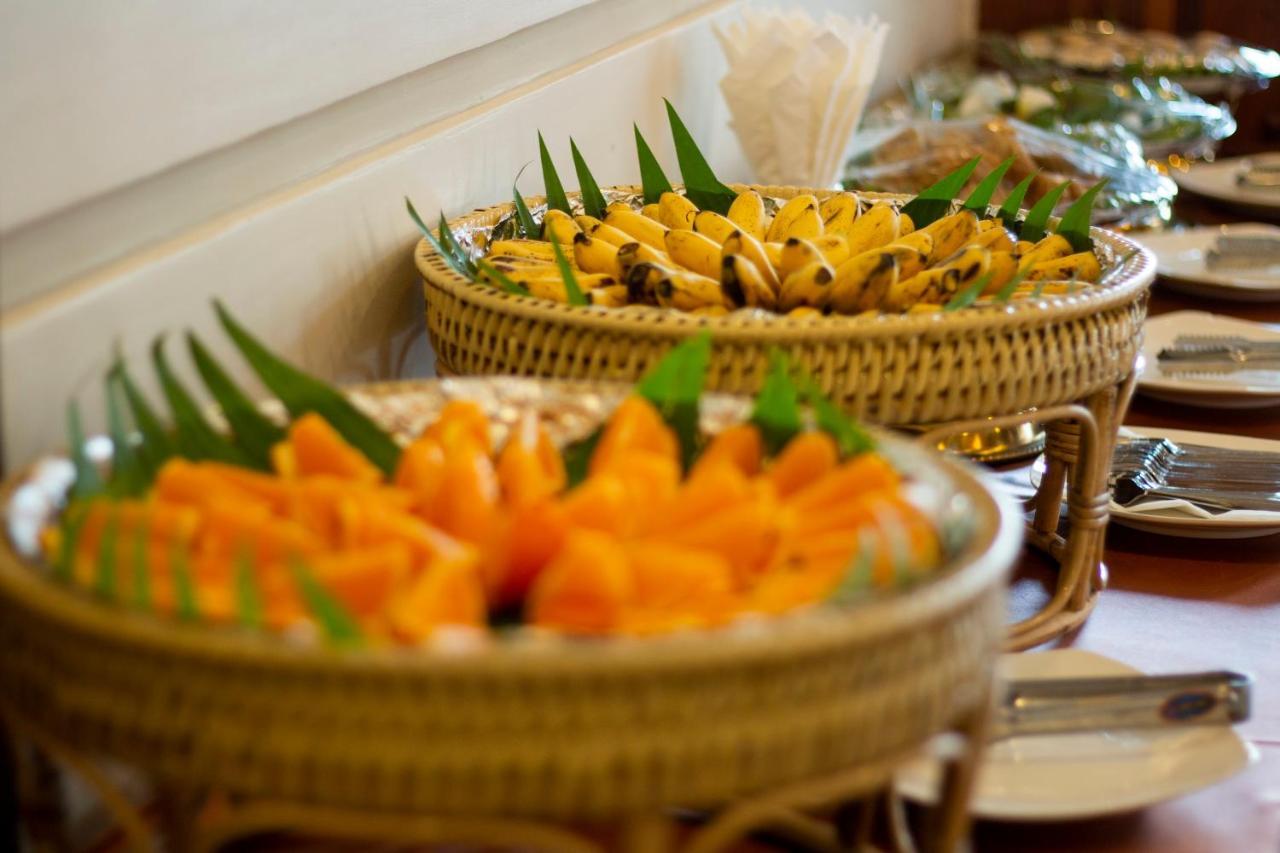 Kampong Thom Palace Hotel Екстер'єр фото