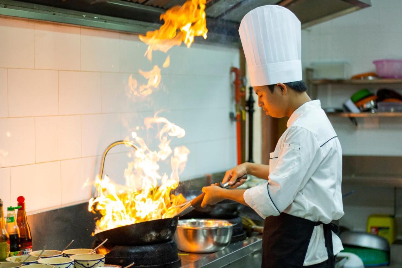 Kampong Thom Palace Hotel Екстер'єр фото